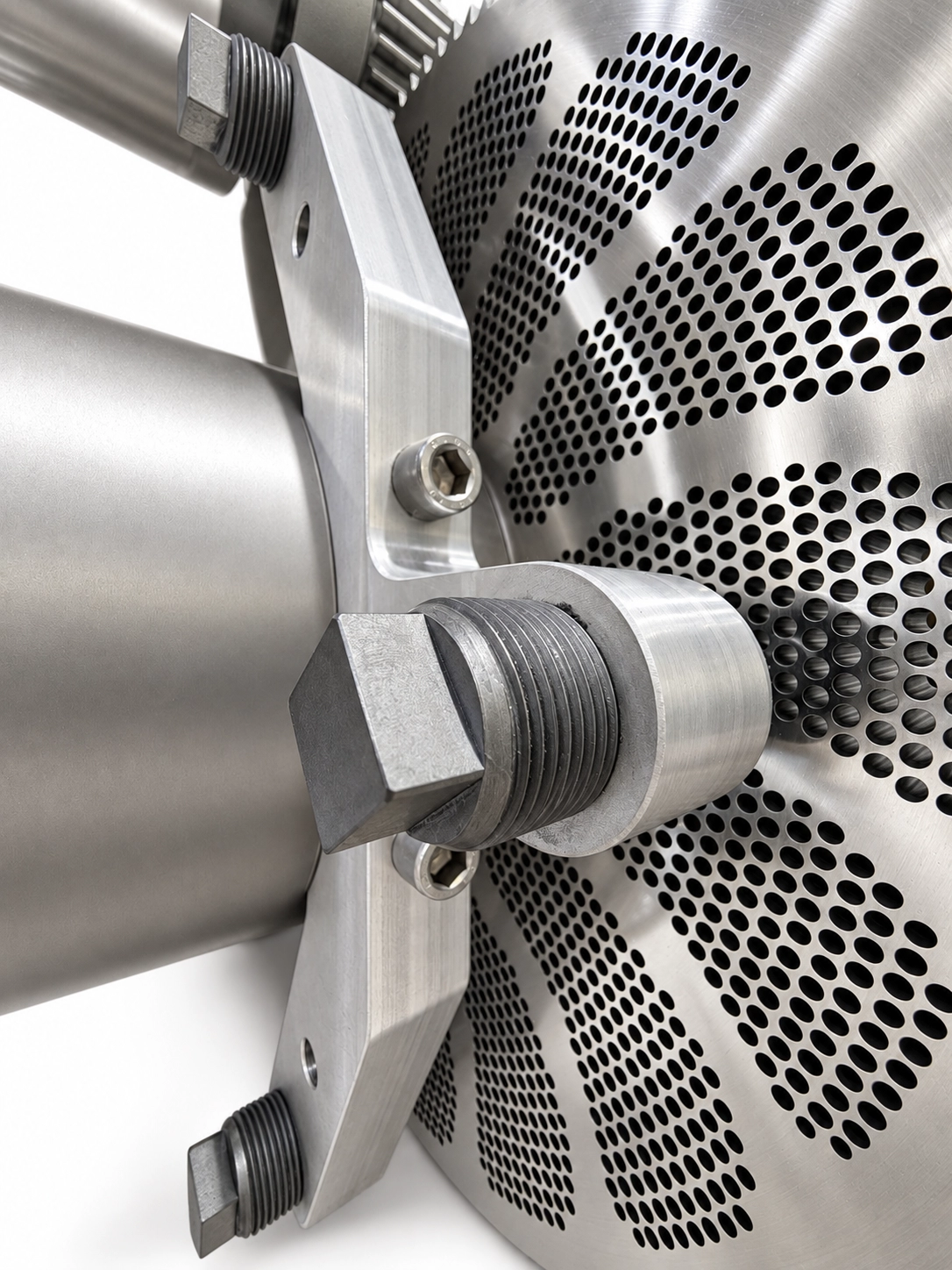 Patt C-size fixed disc with machined melt-flow openings